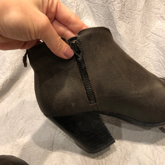 Rag & Bone Margot Ankle Booties size 7 - Picture 9 of 14